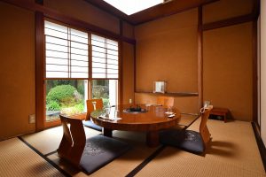 豚捨若柳の客室
