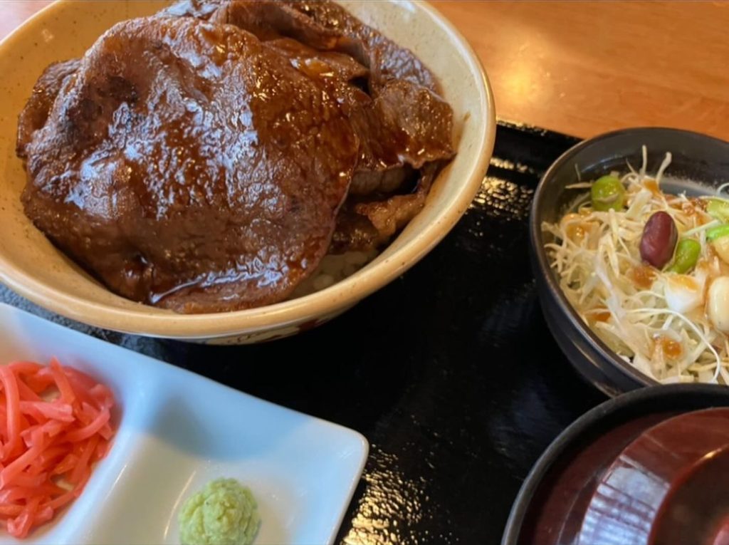 TBSのラヴィットで放送されました「伊勢肉の特上牛丼」3300円(税込)➀