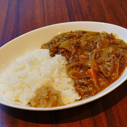 今日から「カレーライス」おまたせしました！