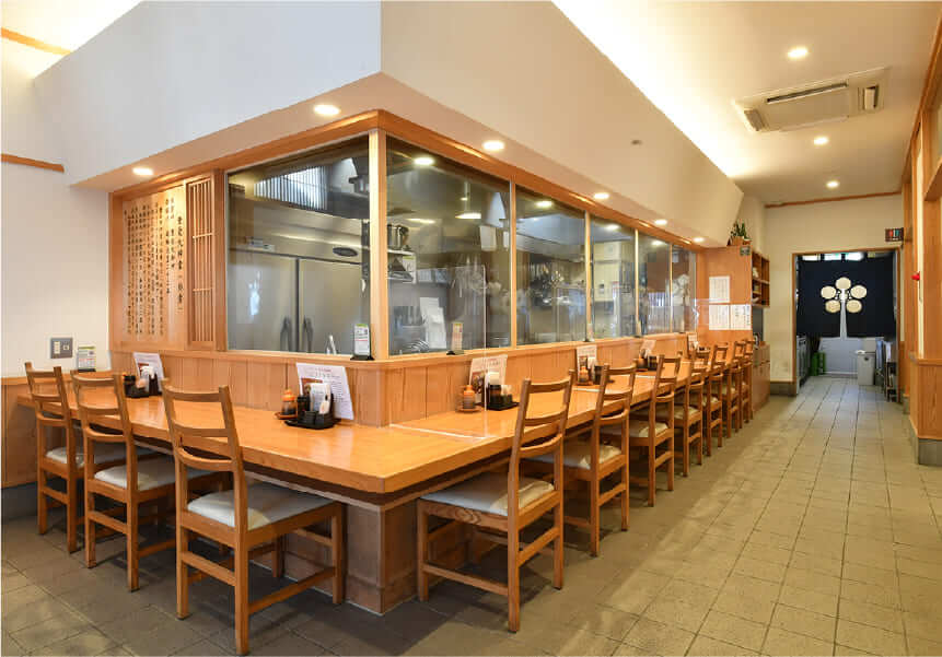 豚捨 外宮前店 店内