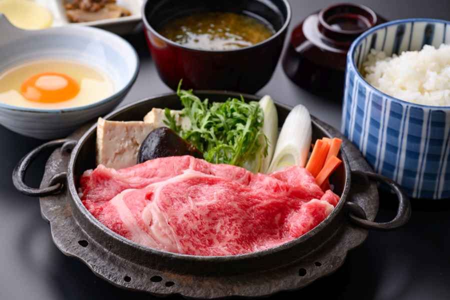 捨吉鍋(牛鍋)