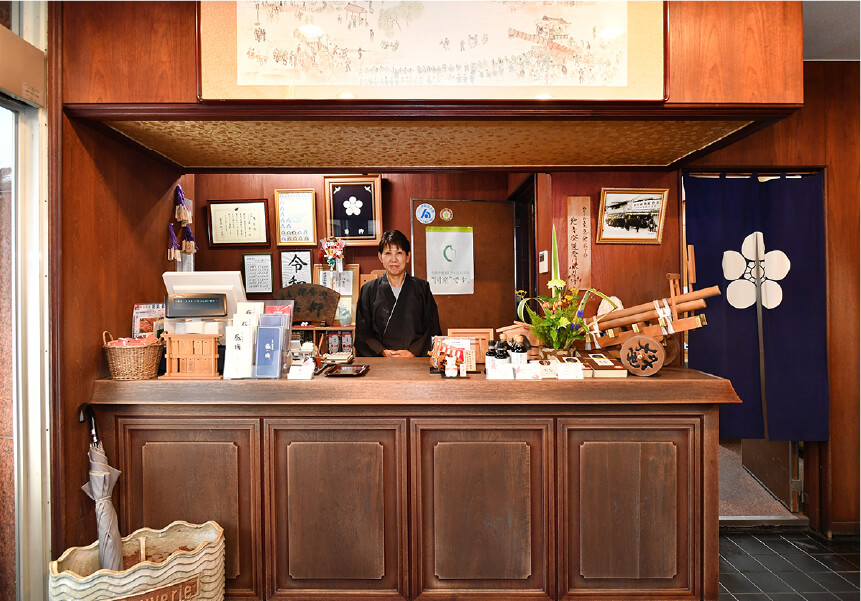 若柳店内